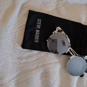 Steve Madden Sunglasses